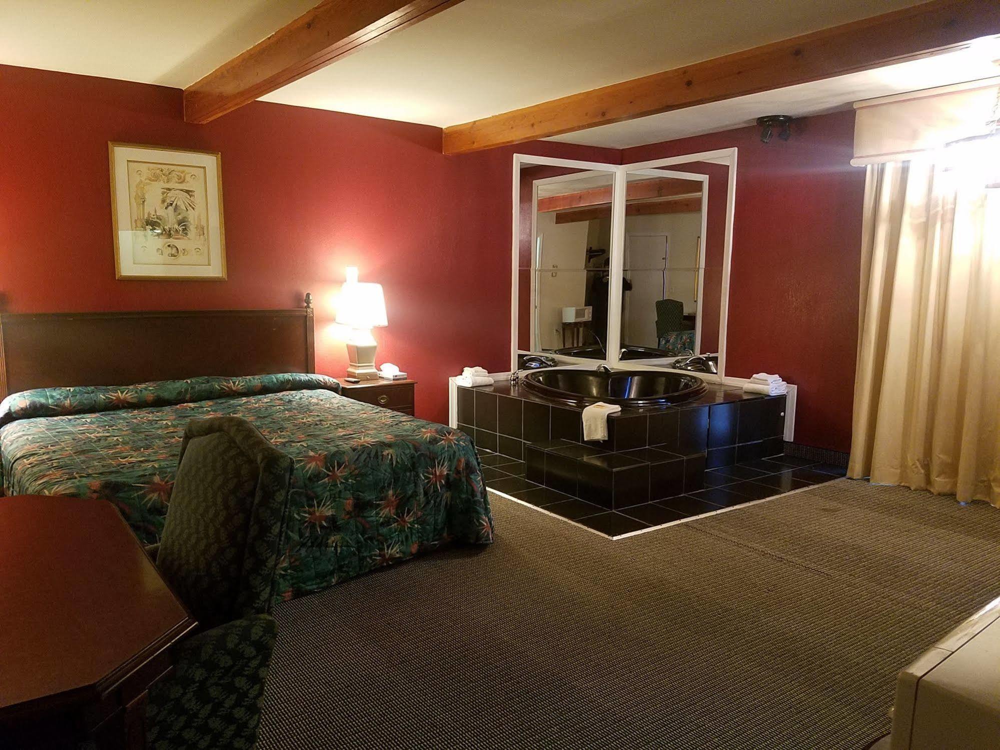 Maplehurst Motel Tunkhannock 外观 照片